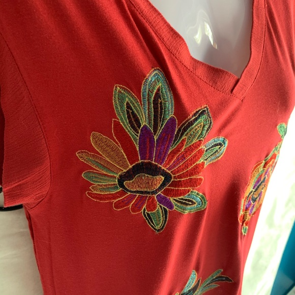 Cable &Gauge floral tee - Picture 3 of 4